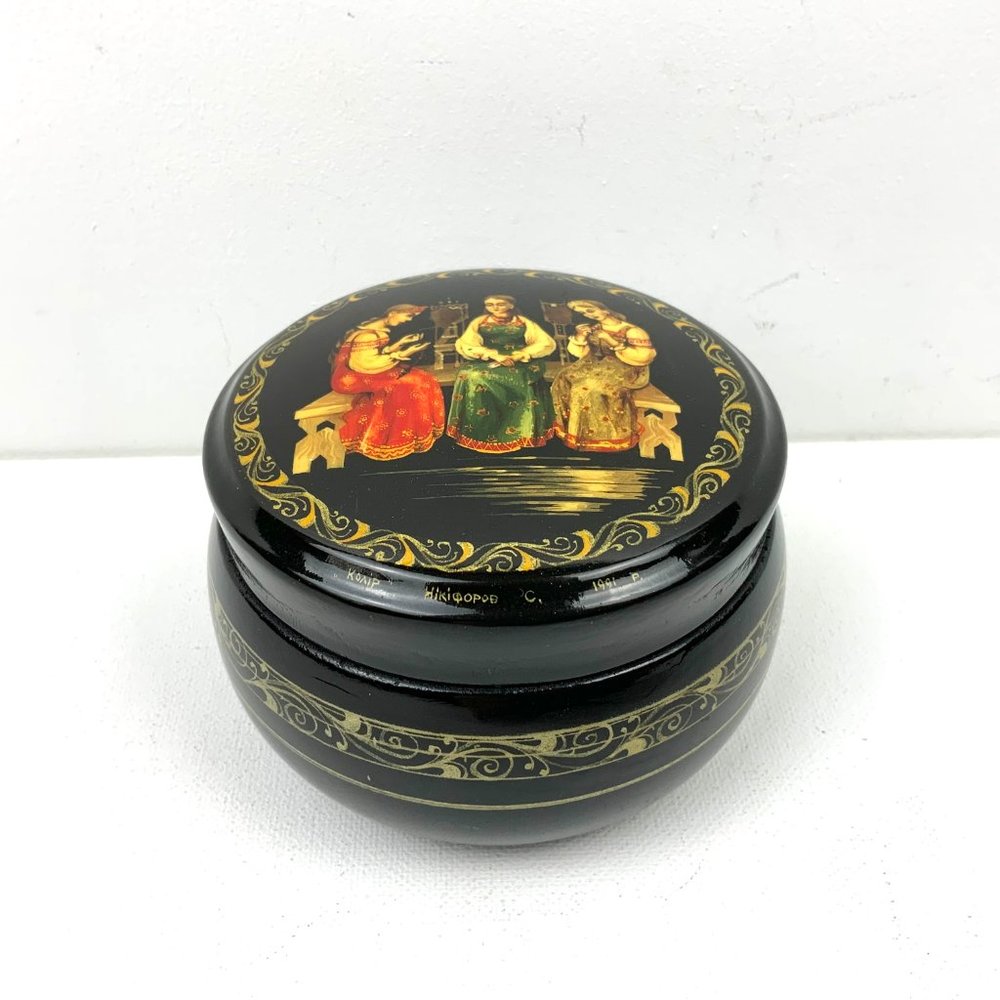 Vintage Russian Hand Painted Lacquer Round Box 3 Sisters Folk Art - Picture 6 of 16